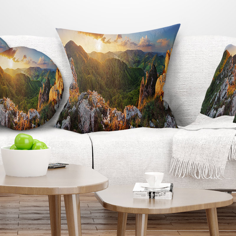 Coussin Panorama Mountains, 16 po x 16 po, Coussin décoratif