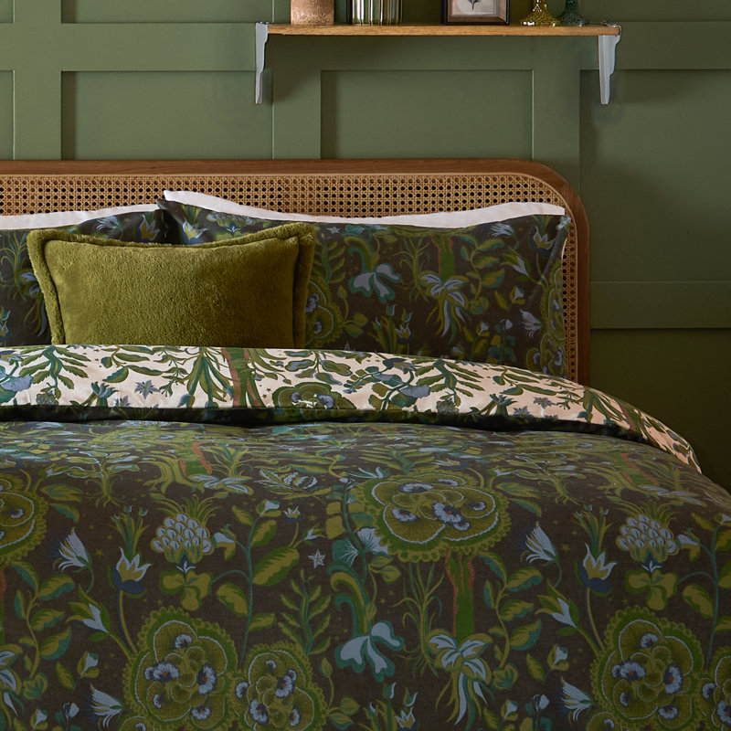 Garden Of Wonder Polyester Floral Duvet Cover Set with Pillowcases, Double Duvet Cover Set + 2 Standard Pillowcases