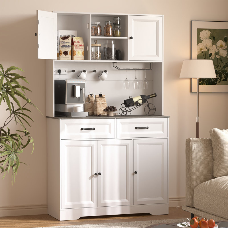 Garde-manger de 71 po de hauteur avec bar à café, prise de courant intégrée, bande lumineuse à DEL, support à vin, 5 portes et tablettes réglables