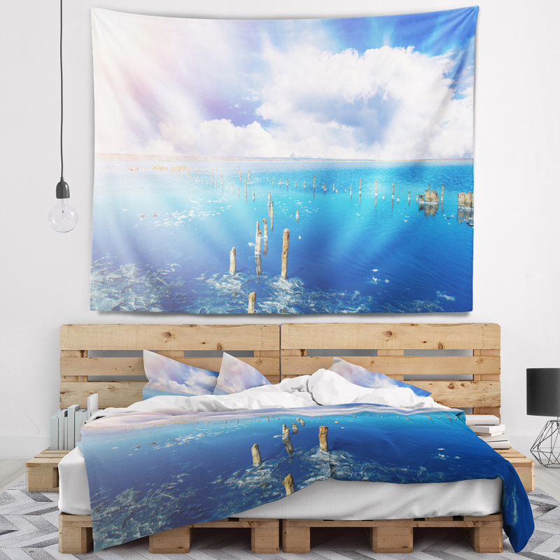 Tapisserie seascape sel lake under clouds, H 32 po x l 39 po