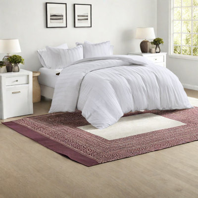Modern 3-piece Bedding Set, Soft Polyester Duvet With Striped Design, Perfect For Bedrooms
