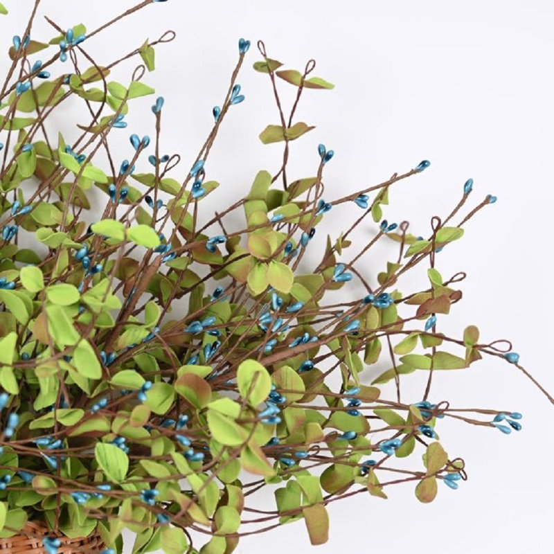 Arrangement floral de brindille artificielle printemps-été avec panier pour porte d'entrée murale