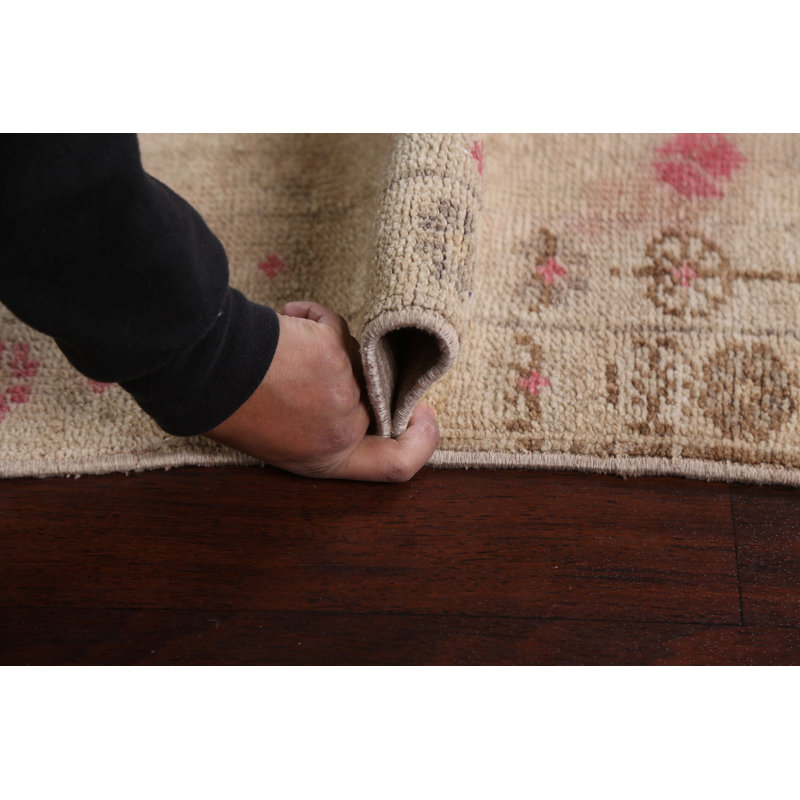 Tapis de couloir unique en laine noué à la main de style années 1960 de 2 pi 9 po x 11 pi 10 po beige / rouge / vert