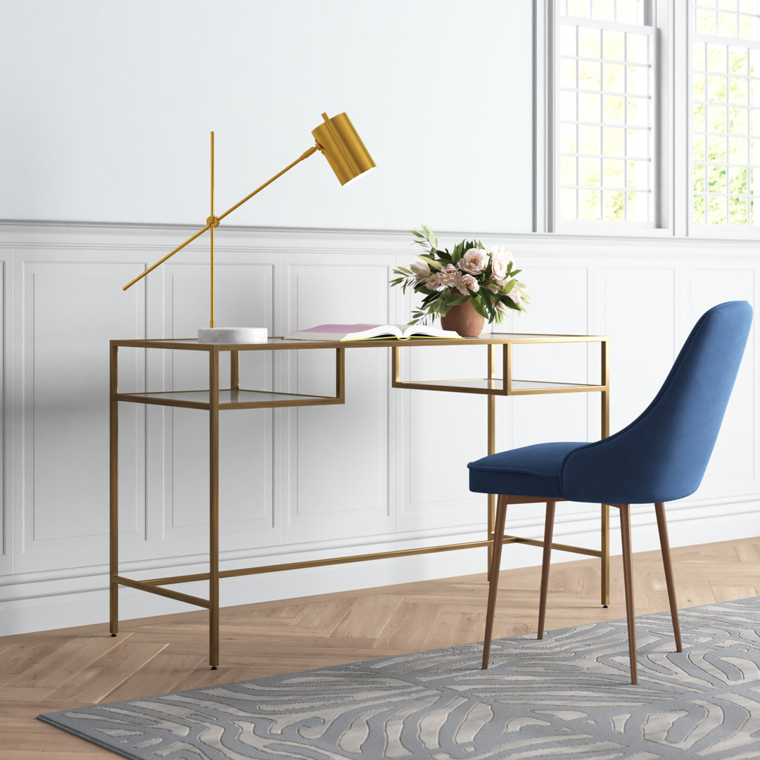 Aaliya Desk