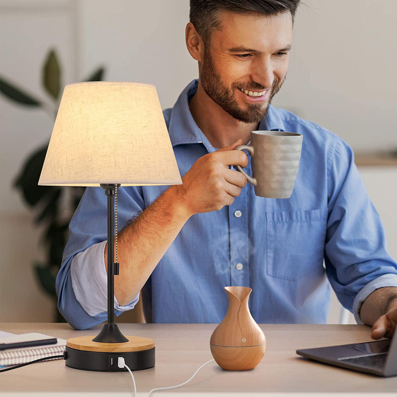 Naomy Wood USB Table Lamp