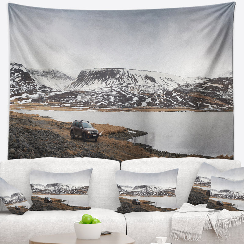 Tapisserie «Landscape SUV Road Trip Adventure», H 78 po x l 92 po