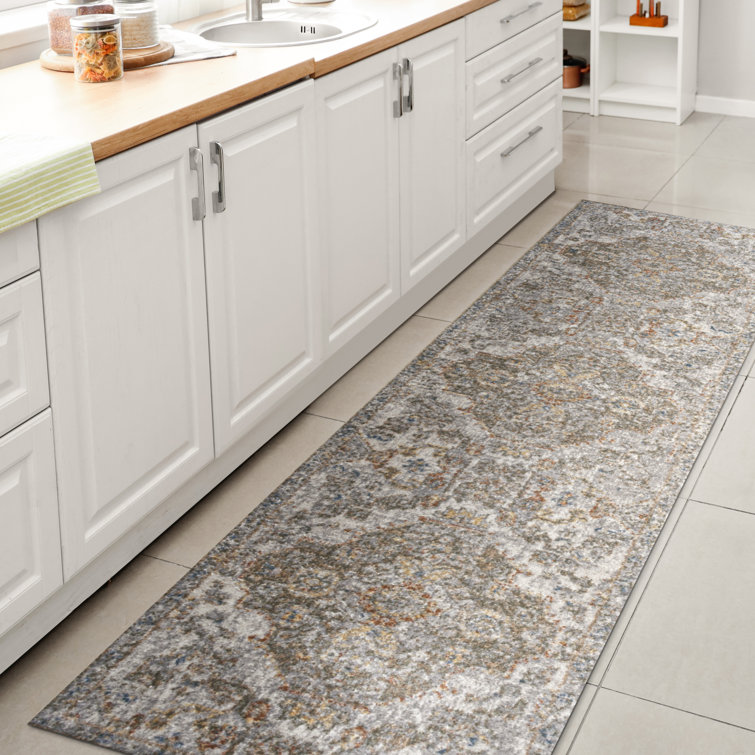 Macknair Bohemian Medallion Low-Pile Machine-Washable Cream/Brown/Green Rug
