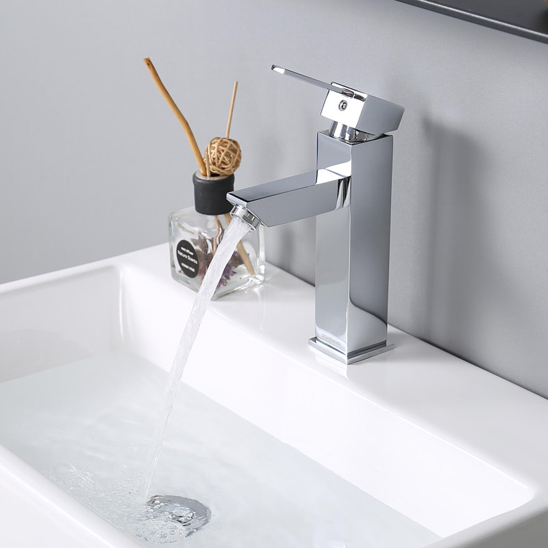 Aquaterior Single-Hole Single-handle Bathroom Faucet, Chrome