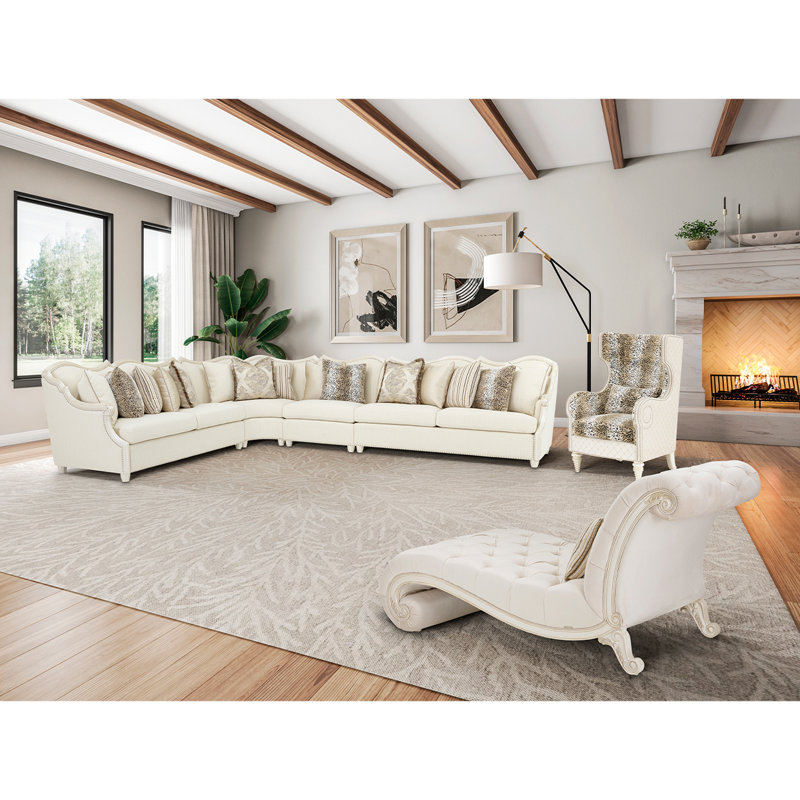 Chamberi Sectional, French Vanilla Boucle