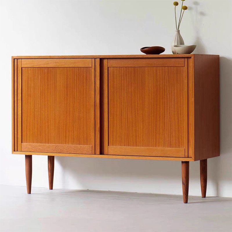 Buffet décoratif 2 portes en bois massif, 33.46" H x 47.24" W x 13.78" D