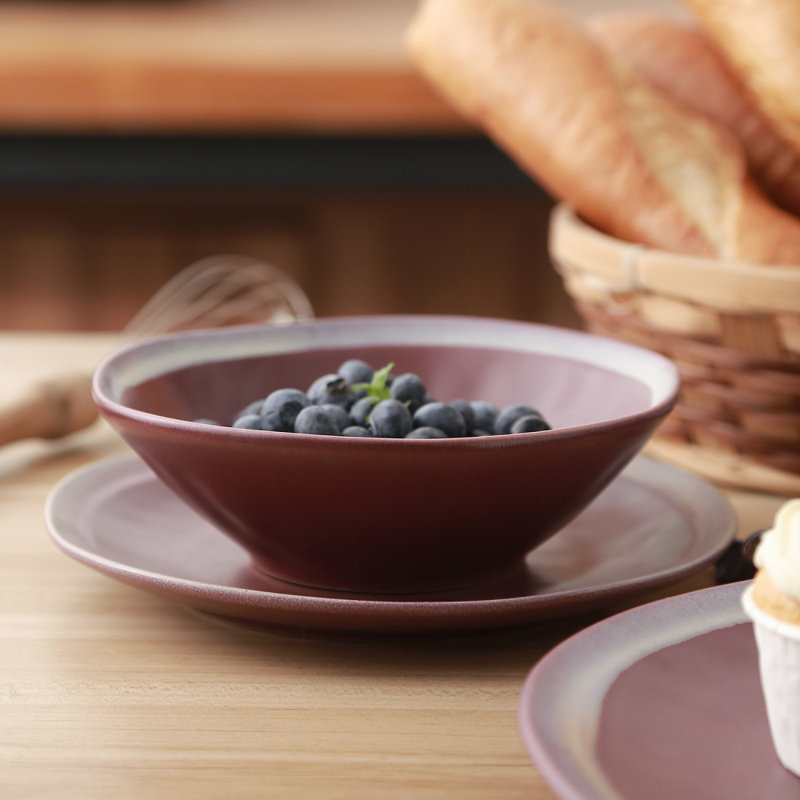 Wine Glazed Ceramic 16-Piece Dinnerware Set with Textured Accent