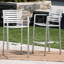 Ensemble de 2 sièges d'extérieur de 29,50 po - Argent, cadre en aluminium rouille et support à condiments en 2 pièces - Éclairage