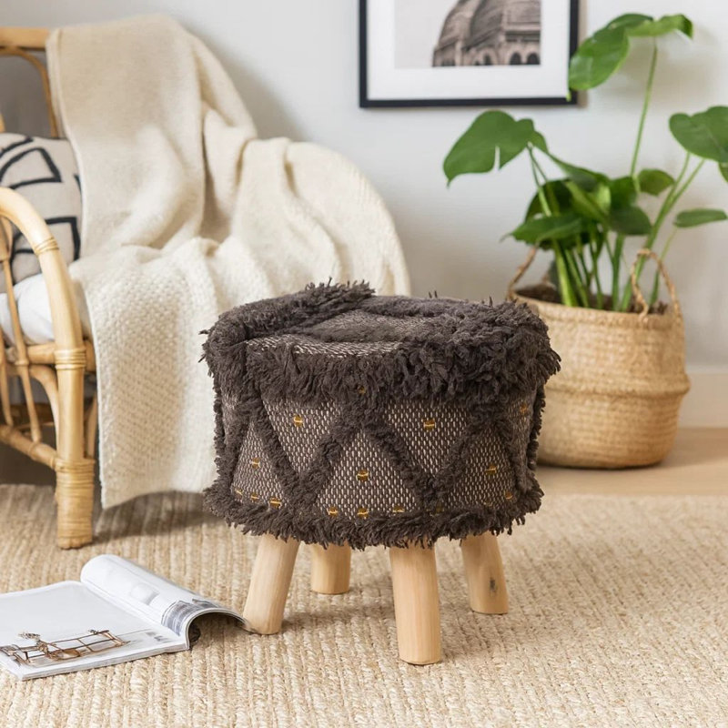 Repose-pieds de style moderne