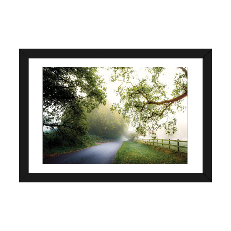 «August's Fog» par Adelino Goncalves - reproduction de photo sur toile tendue, H 16 po x l 24 po x P 1 po, Blanc