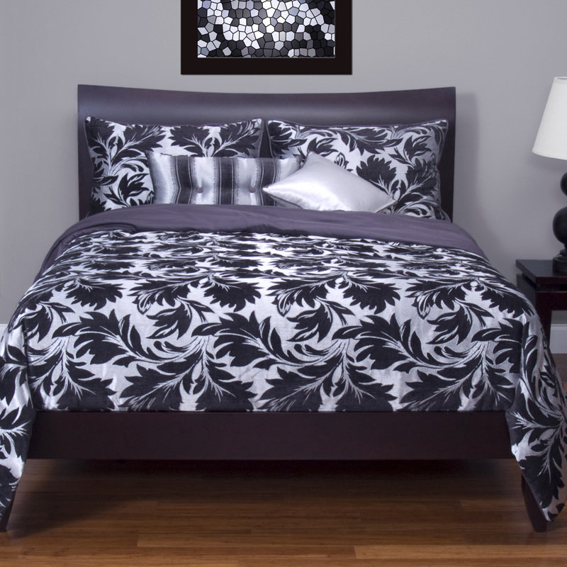 Ciro Duvet Cover & Insert, Twin Duvet Cover & Insert + 3 Additional Pieces