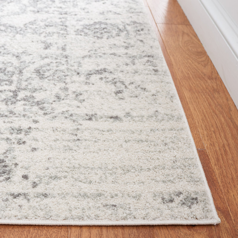 Peter Silver/Ivory Area Rug, Rectangle 69 x 122 cm