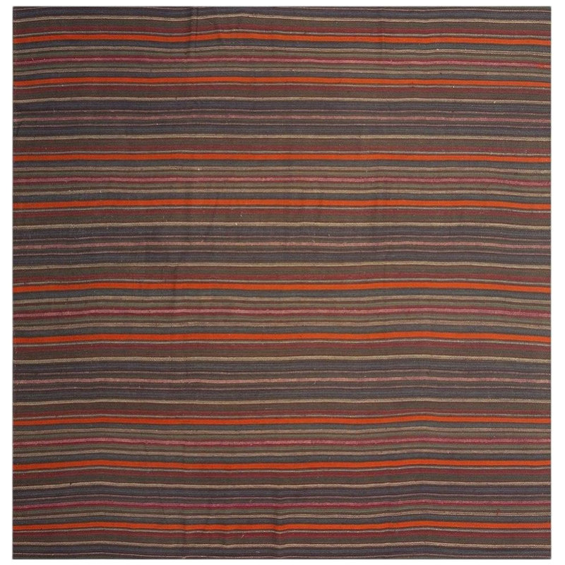 Tapis Kilim turc carré 213 x 213 cm (7'0" x 7'0") à tissage plat géométrique vintage des années 1950, aux couleurs vives et audacieuses.