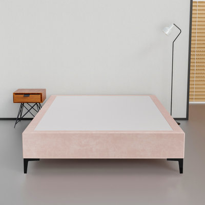 Cadre de lit / sommier en bois de qualité supérieure en velours de 15 po Makailah, durable, élégant et multicolore
