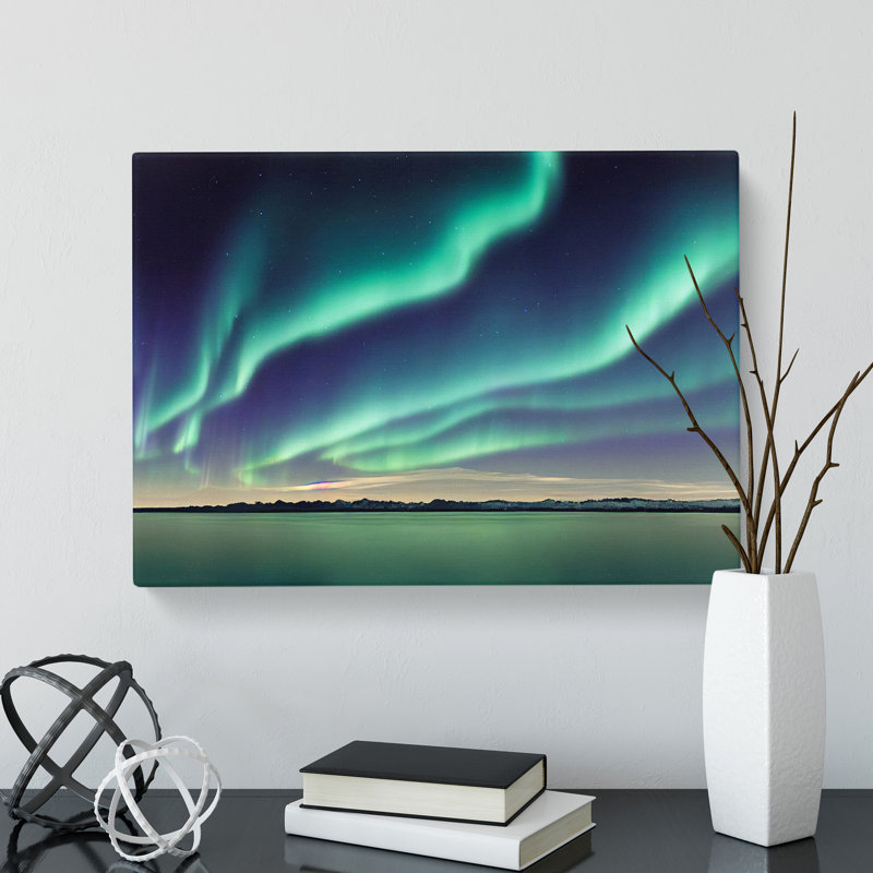 King Aurora Borealis - Wrapped Canvas, 50cm H x 76cm W x 3cm D