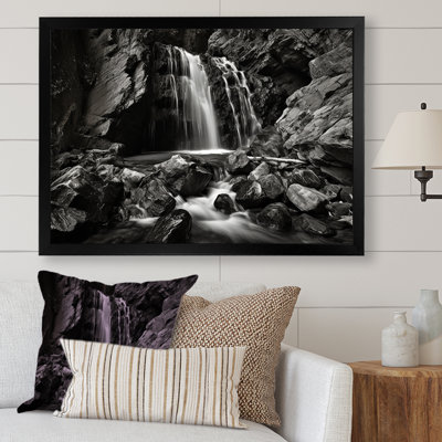 «Waterfall Cliff Scenery II», reproduction sur toile