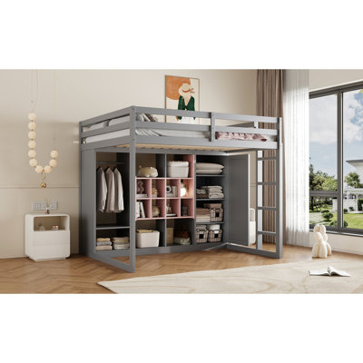 Lit mezzanine pleine grandeur gris et rose, lattes et coffre-fort pour les adolescents, rangement ouvert pour garde-robe, réversible, H 65 po de hauteur, lit en bois gris et rose, rangement avec tablettes, installation d'escalier, L 78,3 po de longueur