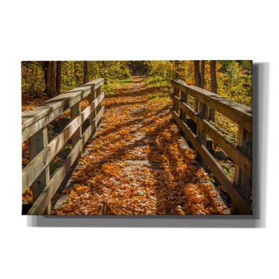 «Fall On The Footbridge» par Tim Oldford