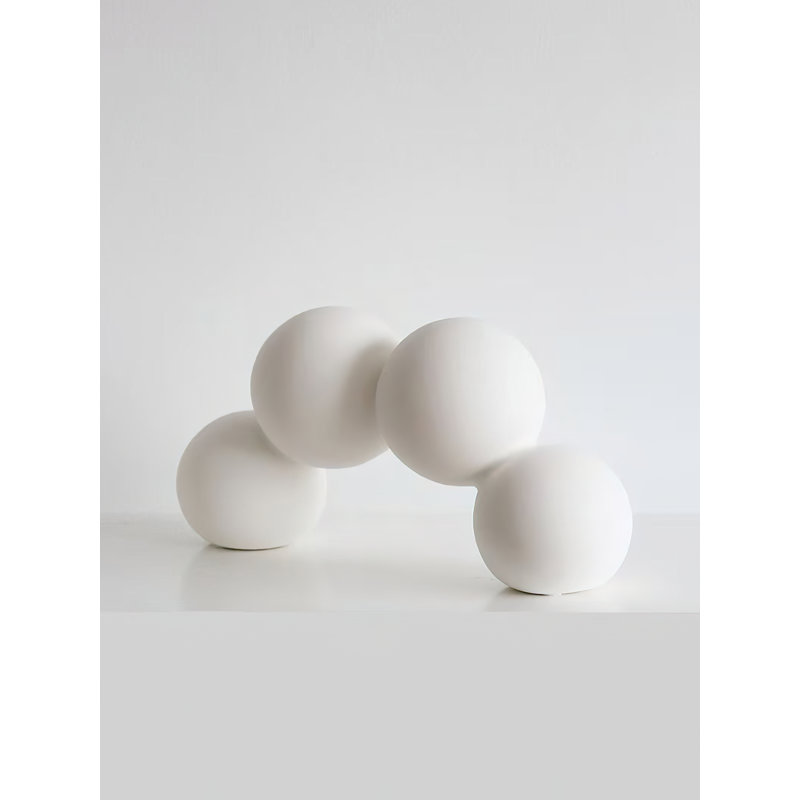 Vase blanc minimaliste moderne