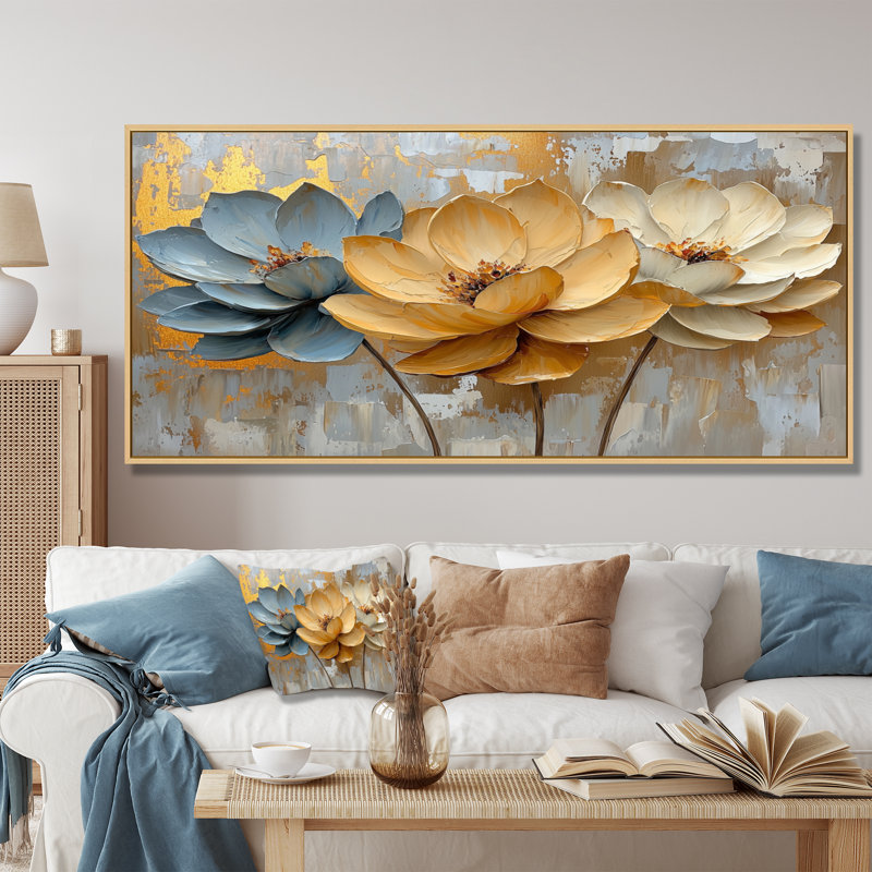 Morgayne Golden Succulent Bloom In The Arid II - Succulent Wall Art, H 28 po x l 60 po, Impression encadrée flottante, Doré