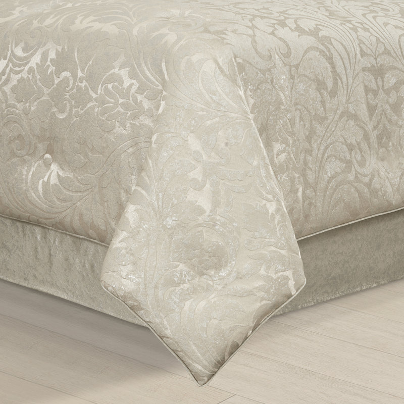 Celine King 4Pc. Comforter Set, King Comforter + 3 Additional Pieces