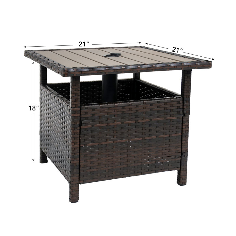 Table d'appoint en osier avec trou pour parasol Latassha, Brun