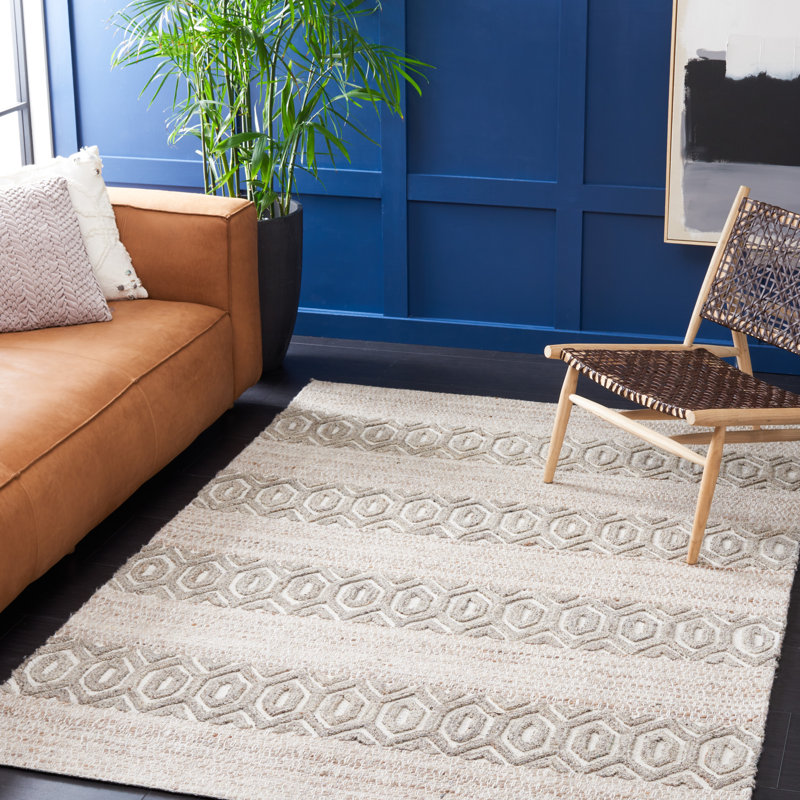 Natura Hand Loomed Wool/Cotton Southwestern Rug in Ivory/Beige, Rectangle 5' x 8'