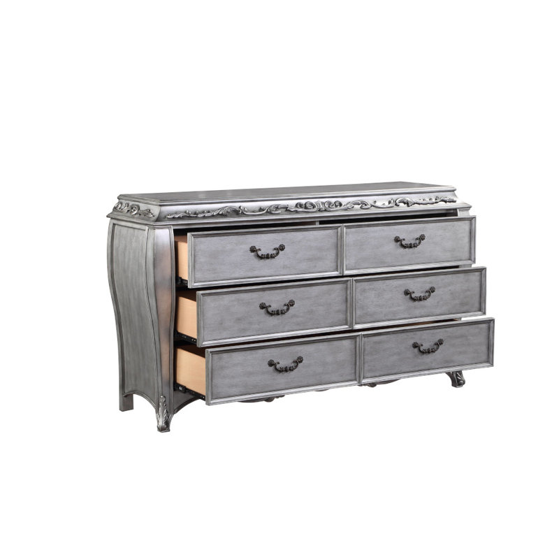 Commode à six tiroirs