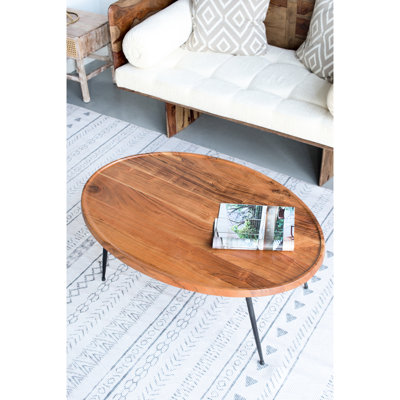 Table basse ovale en finition naturelle Natural