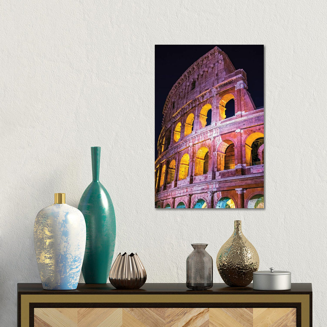 Colosseum Wall von Susanne Kremer - Galerie-umwickelte Leinwand Giclée