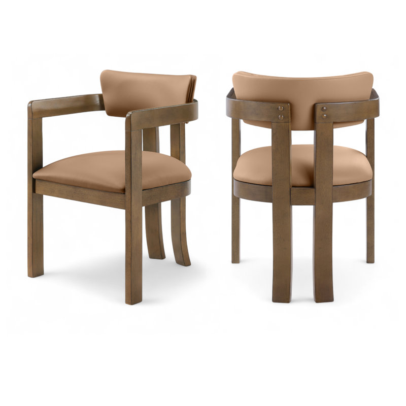 Chaise rembourrée en cuir Phalan, Cuir cognac végétalien, Noyer teinté