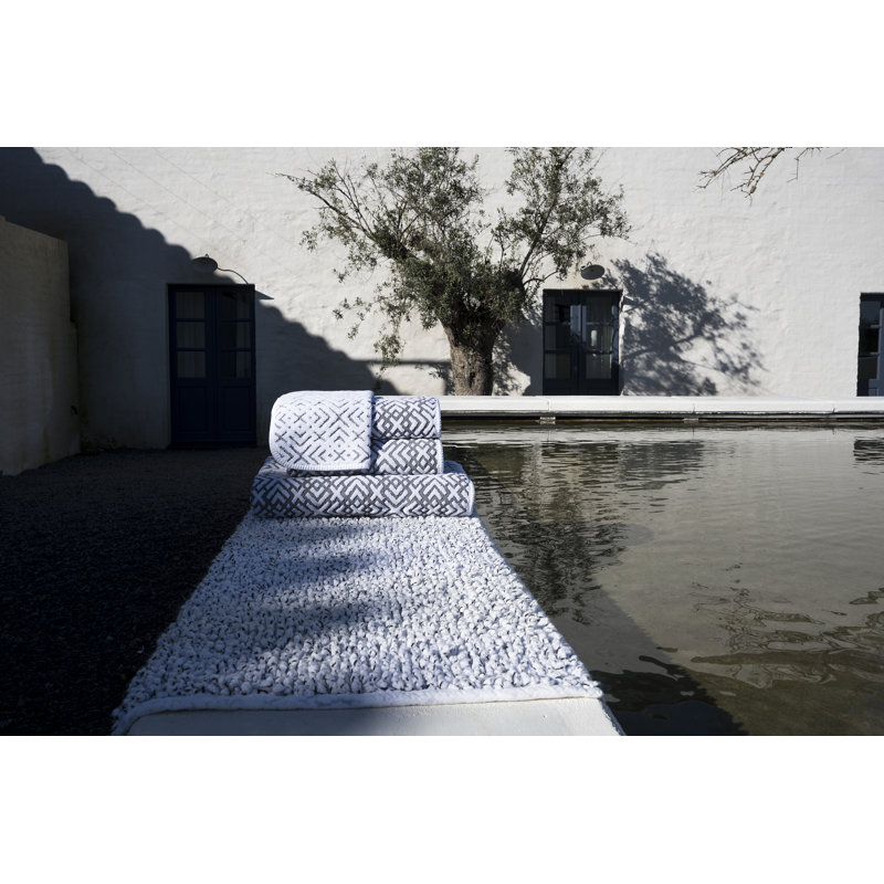 Grafico Fingertip Towel