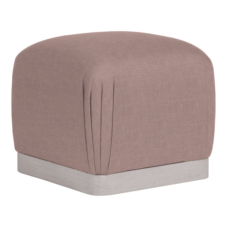Nola Ottoman
