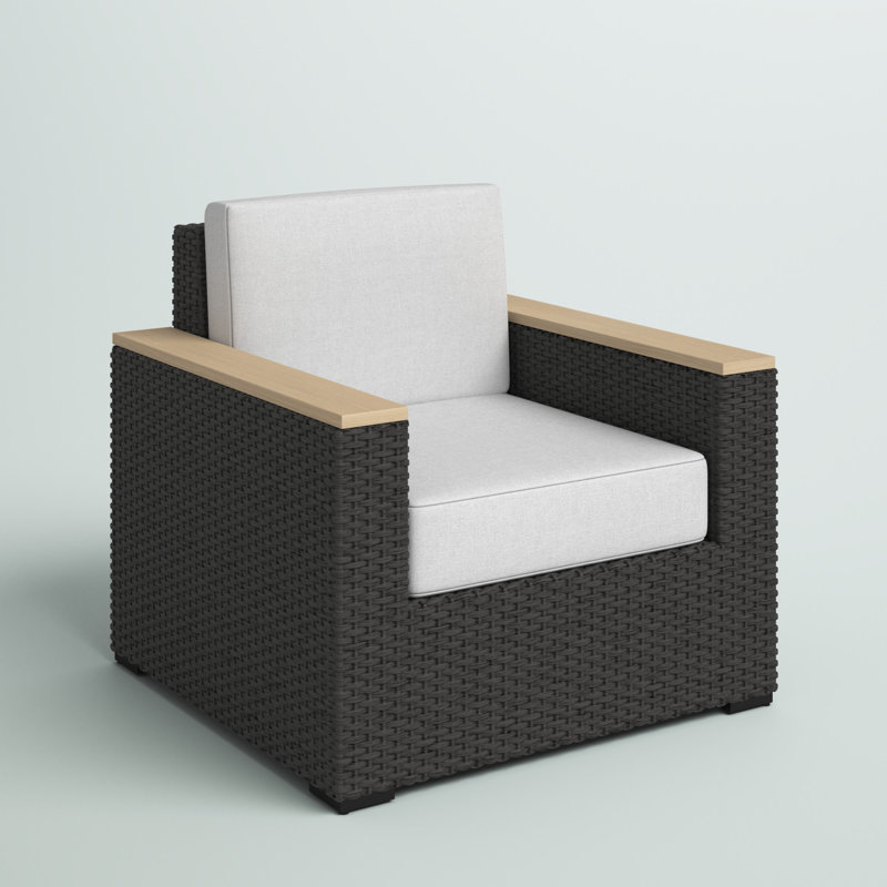 Chaise de patio en osier avec coussins Mcclaskey, Crème performance