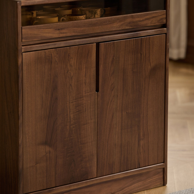 Buffet en bois massif de style rétro