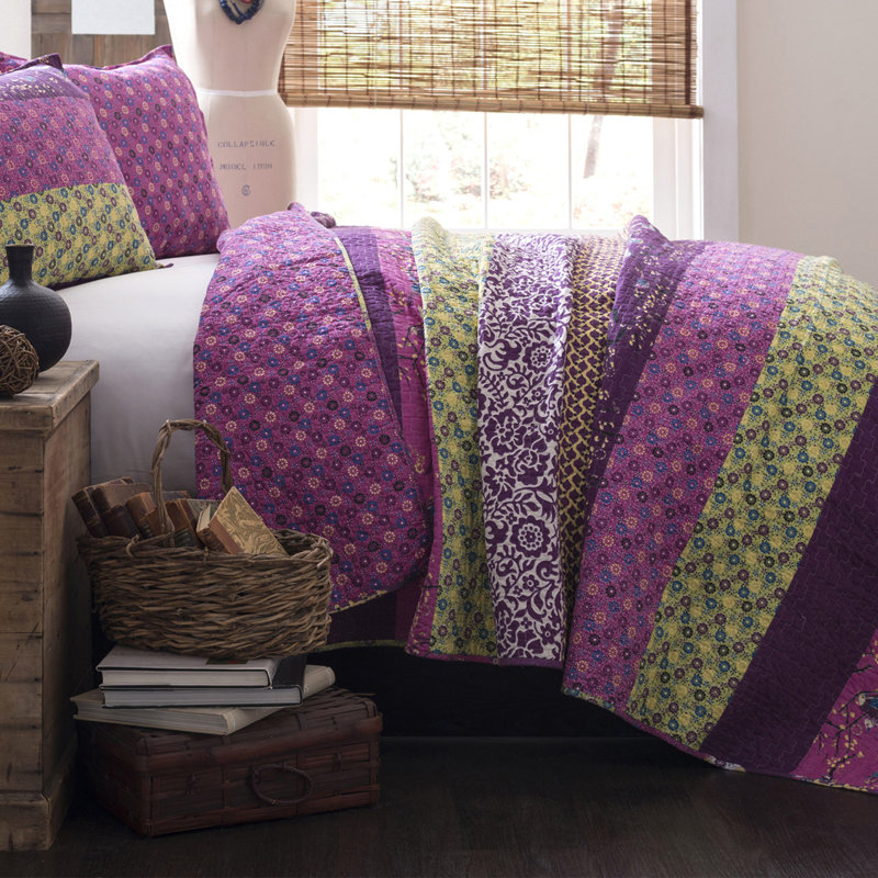 Royal Empire Cotton Reversible 3 Piece Quilt Set, King Quilt + 2 King Shams, Plum