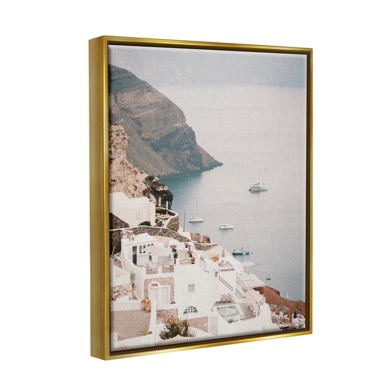 «Coastal Port Town» par Krista Broadway, Cadre flottant métallique doré, H 31 po x l 25 po x P 1,7 po