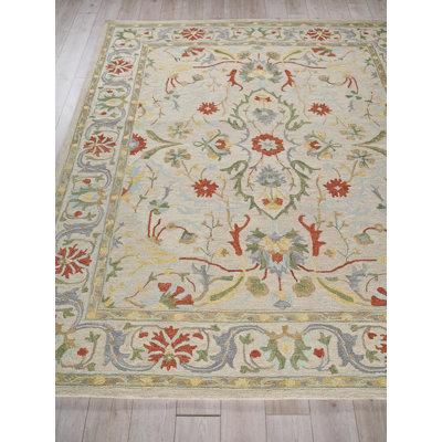 Newport hand-tufted New Zealand Wool Beige Area Rug