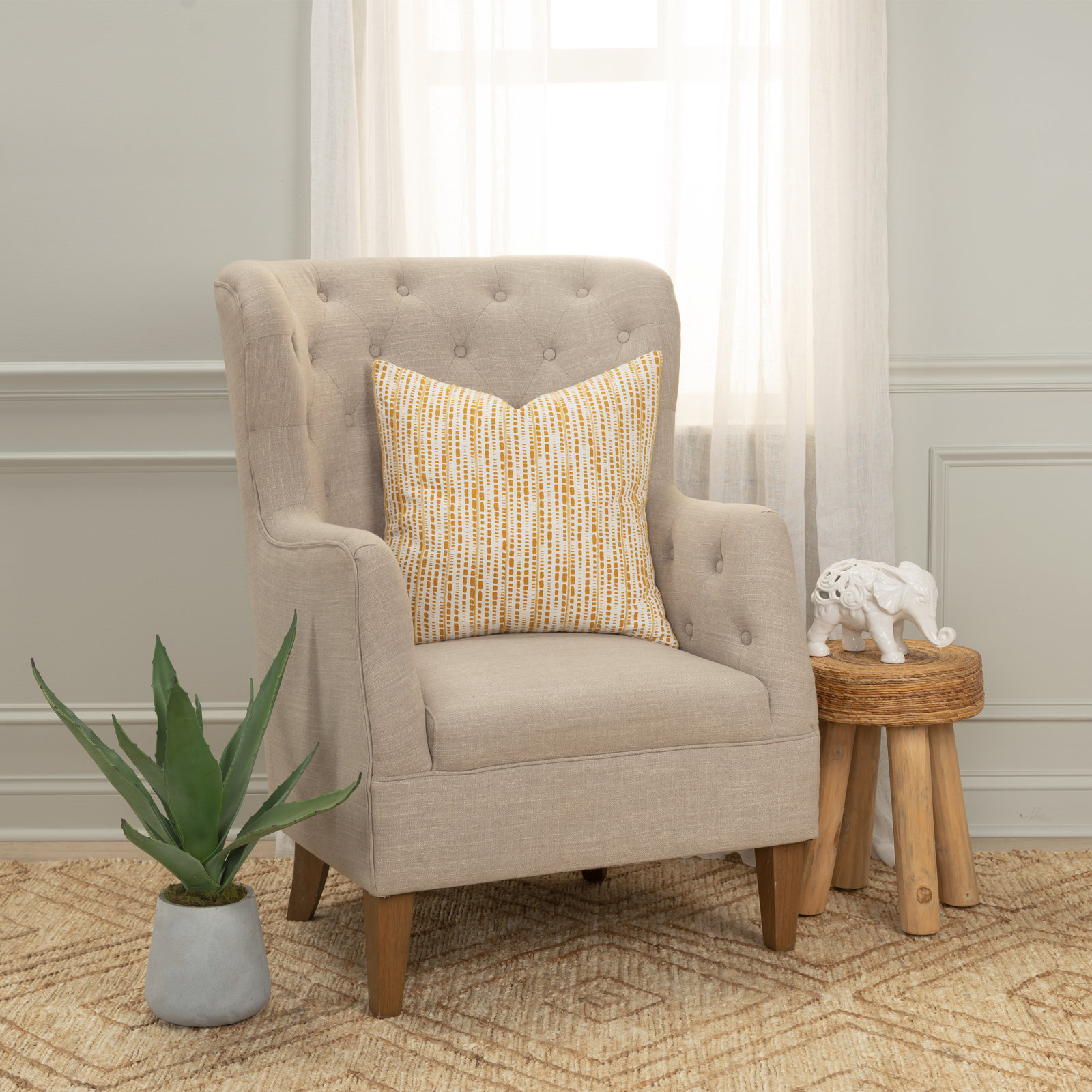 Fleurine 20" x 20" Embroidered Throw Pillow, Ivory/Gold