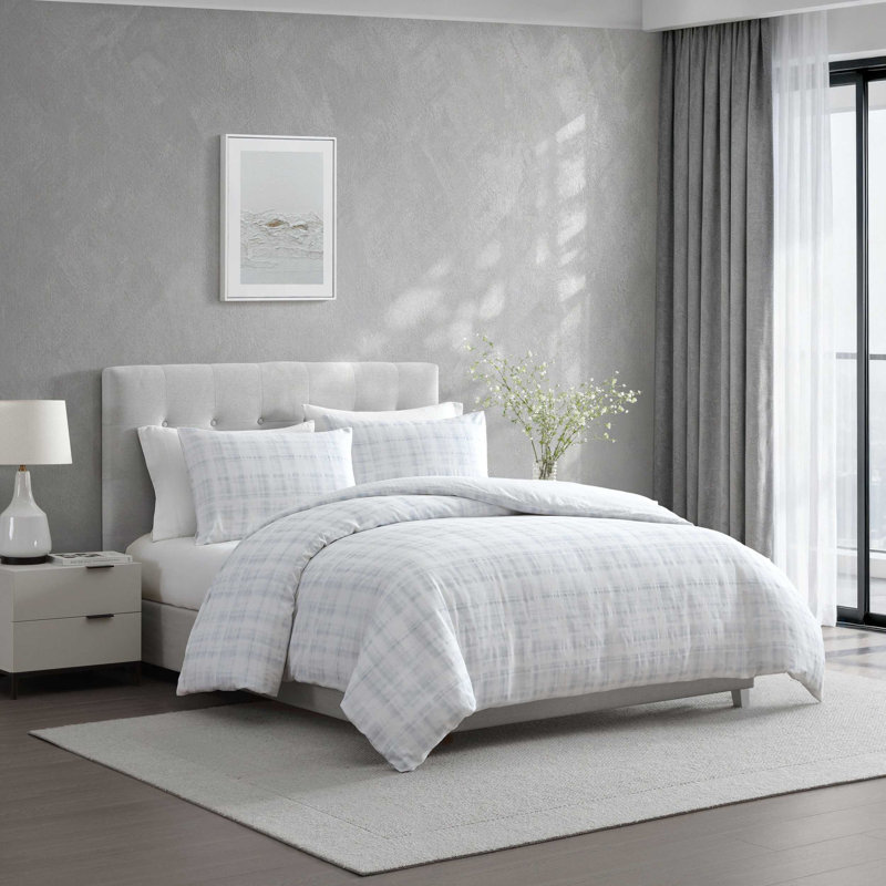 Vera Wang Blurred Plaid Cotton Reversible Blue Comforter Set, King Comforter + 2 King Shams
