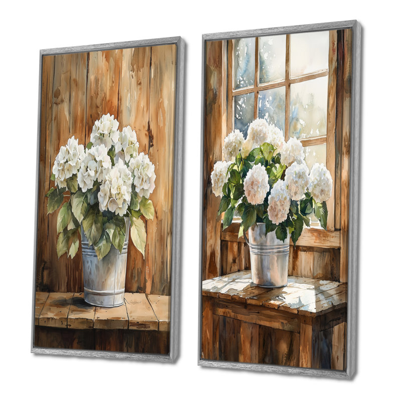 Hortensias sur la table de grange I - Collection d'art mural floral 2 pièces, H 40 po x l 41 po, Encadrement argenté