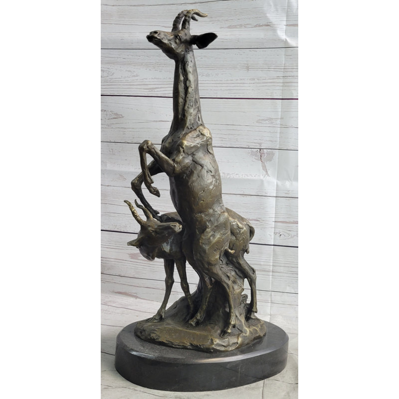 Figurine sculpture en bronze à deux gazelles