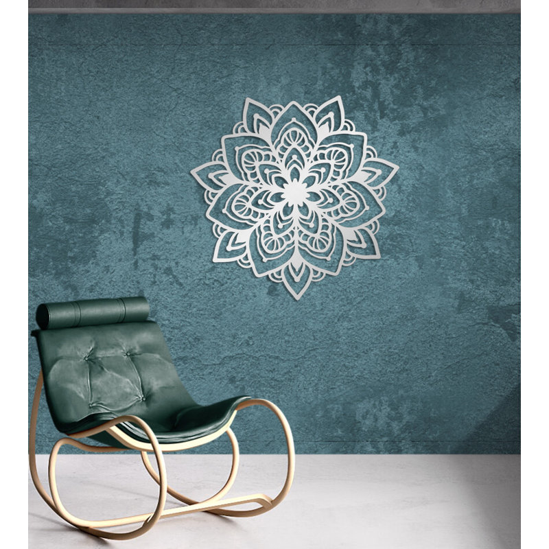 Metal Mandala Abstract Wall Hanging Décor, Creative Floral Metal Wall Art Home Decoration, Shiny Silver