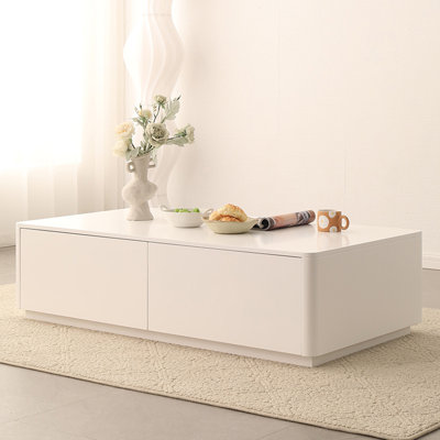Table basse moderne simple de style crème