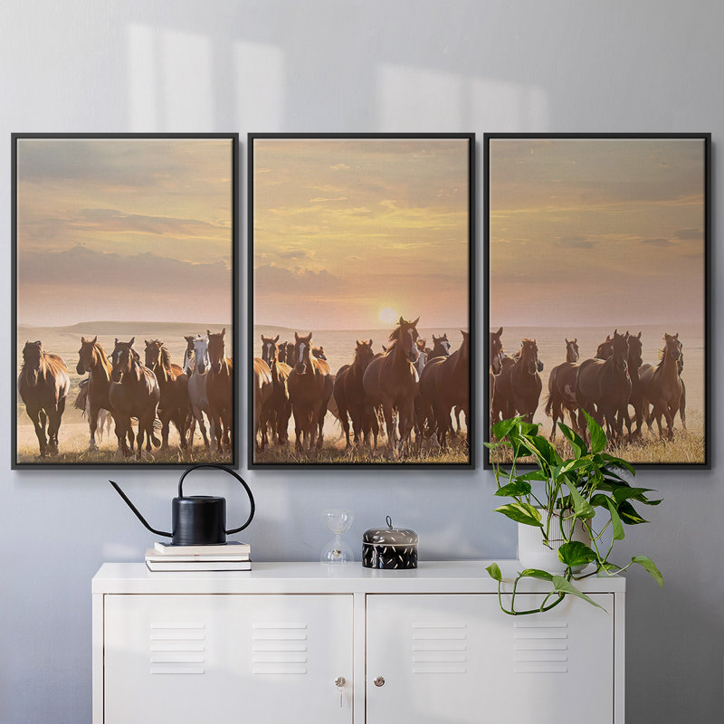 Horse Motion I 3 pièces, H 24 po x l 48 po x P 2 po, Cadre noir