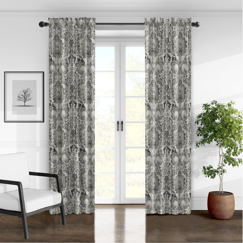 Savannah, 50" W x 144" L, Iron